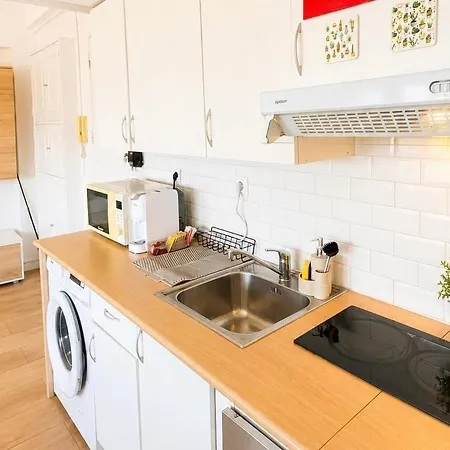 Modern Flat In * Lisboa