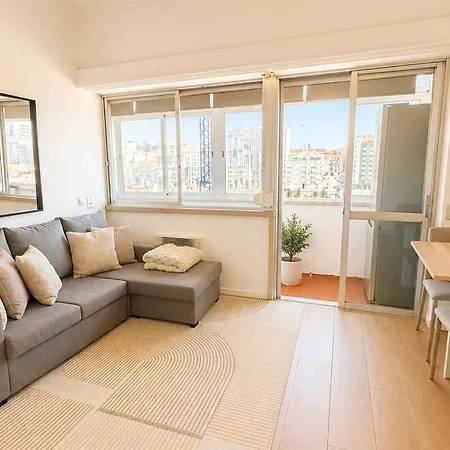 Διαμέρισμα Modern Flat In